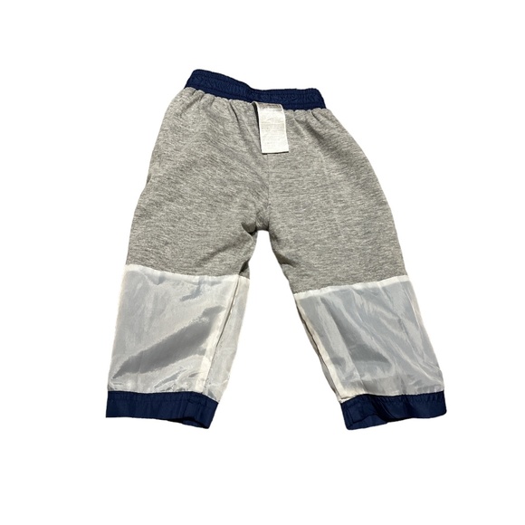 CANUCKS Child's Athletic Pants Size 12 Months Lined Warm - Picture 4 of 7